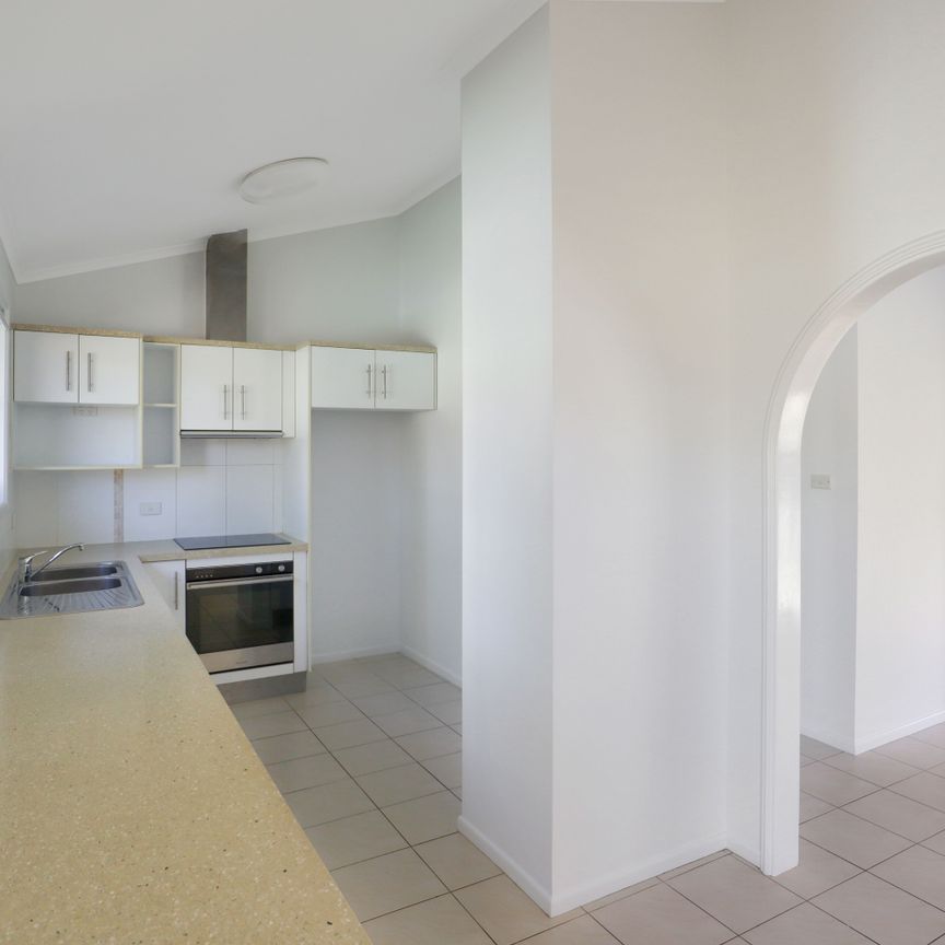 Renovated and close to the CBD! - Photo 1