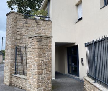 Vaste Appartement 3 chambres avec terrasse à Louer sur VANNES - Photo 4