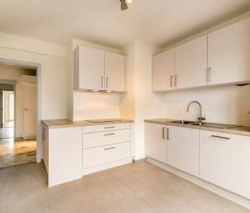 Ruim en gerenoveerd appartement in het Nieuw Kwartier - Foto 2