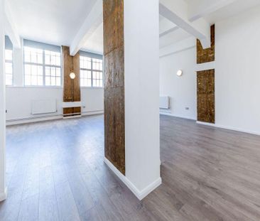 Studio to rent - Photo 2