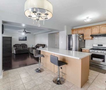 For Lease - 16 Ollie Avenue, Brampton, Ontario - Photo 5
