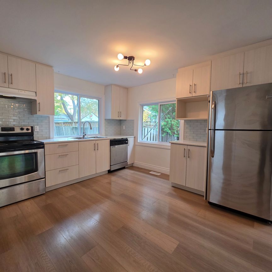 For Lease - 257 Pine Beach Drive, Georgina, Ontario - Photo 1