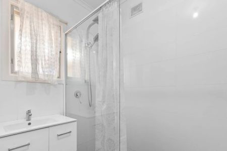 Light-Filled Family Home in a Convenient Location - Photo 5