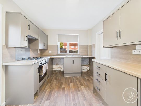 Barwick Road, Leeds - Photo 1