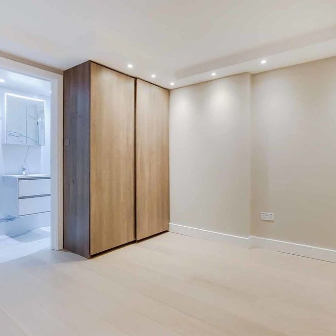 Fitzjohns Avenue, London, NW3 6PH - Photo 1