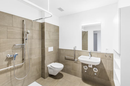 "Moderne 2.5-Zimmer-Attikawohnung - Wohnen im Alter" - Foto 4