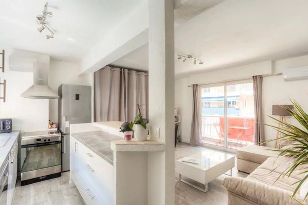 Location Appartement 1 pièce 33m² VALLAURIS 06220 - Photo 1