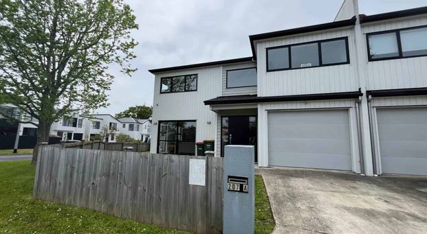 Fisher Parade, Sunnyhills - 4 bedroom house fo... - Photo 1