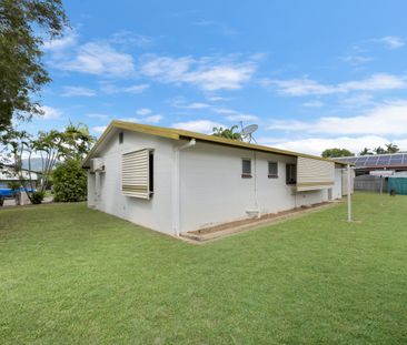 Spacious Family Home in a Prime Thuringowa Central Location - Photo 1