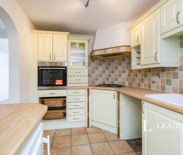 3 bedroom terraced house to rent - Photo 3