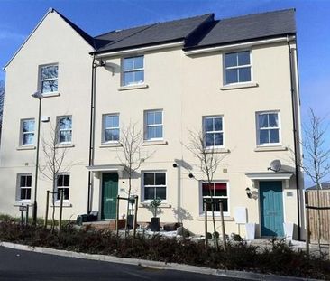 4 bedroom terraced house to rent - Photo 2