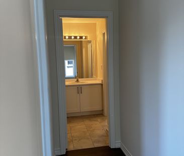 For Lease - 1174 Wilmington Avenue, Oshawa, Ontario - Photo 5