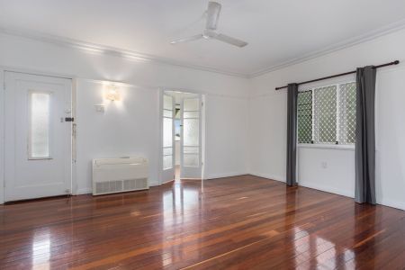 9 Stuart Street, 4305, Eastern Heights Qld - Photo 5