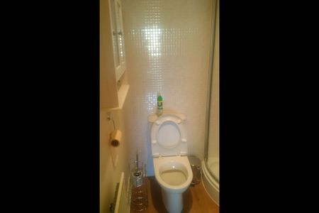 2 Bed Flat, Hawkhill Close, EH7 - Photo 3