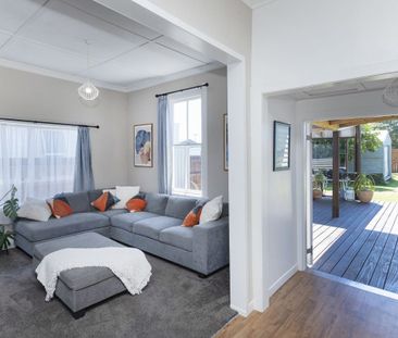 Inner City Living - Photo 3