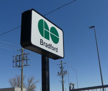 For Lease - 260 Britannia Avenue Unit# Main Floor, Bradford West Gw... - Photo 4