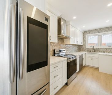 For Lease - 260 Hillside Drive, Mississauga, Ontario - Photo 3