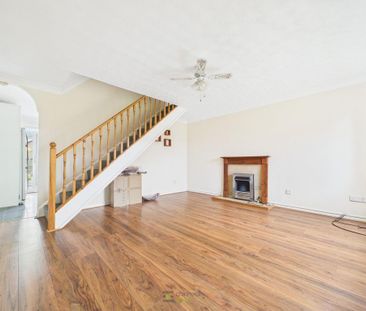 3 bedroom end of terrace house to rent - Photo 4