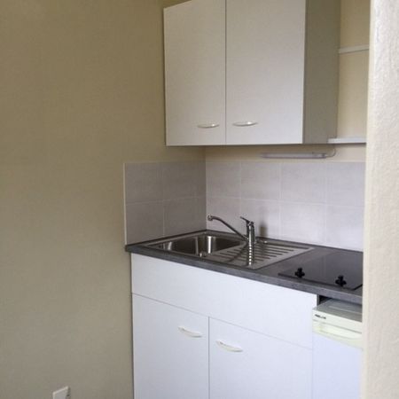 Location Appartement 2 pièces 32m² - Photo 3