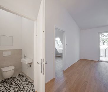 AUHOFSTRAßE - VILLA AUHOF Dachgeschosswohnung mit Dachterrasse – Ra... - Photo 2