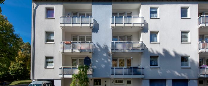 3-Zimmer-Wohnung im Erdgeschoss mit Balkon - Foto 1