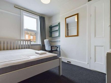 Redvers Road, Brighton, BN2 - Photo 4