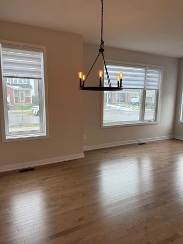 For Lease - 506 Oldenburg Avenue, Stittsville - Munster - Richmond, Ontario - Photo 3