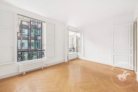 Appartement • Elysées-Madeleine, Paris 8ème - Photo 4