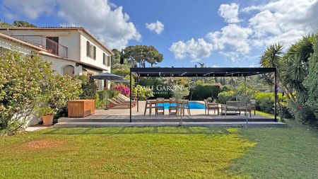 A louer, Mougins, propriété moderne entièrement rénovée, 4 chambres doubles, piscine - Photo 5