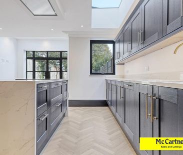 4 bedroom terraced house to rent - Photo 4