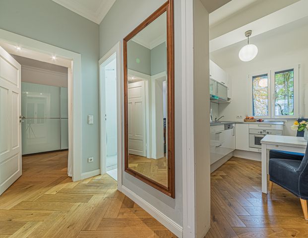 City-Residence: Bockenheim: Ruhige und schöne 3-Zimmer Altbauwohnung mit Balkon - Photo 1