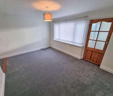 Hawkins Close, Rose Green, PO21 - Photo 2