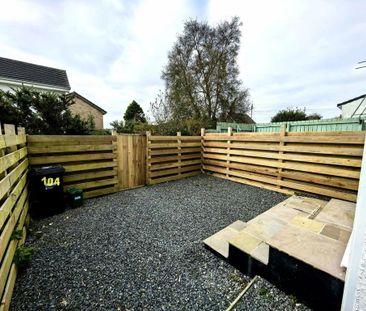 2 bedroom end of terrace house to rent - Photo 6