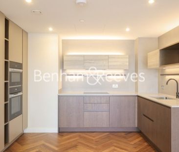 2 Bedroom flat to rent in Saxon House, Kings Road Park, SW6 - Photo 1