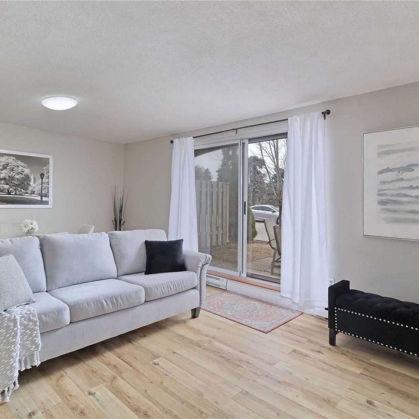 For Lease - 1016 Falgarwood Drive Unit# 41, Oakville, Ontario - Photo 1