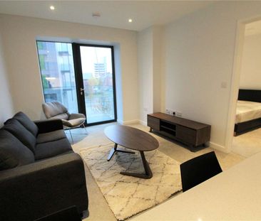 Luxury Fully Furnished One Double Bedroom Apartment with a balcony ... - Photo 4