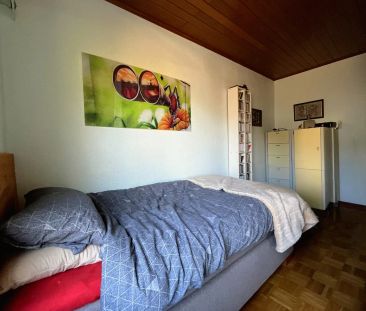 Siegburg-Stallberg: 2-Zimmer-Wohnung mit Garage und kleiner Terrasse - Photo 1