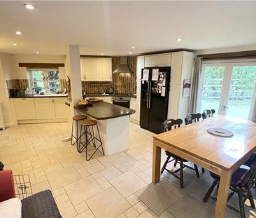 4 bedroom detached house to rent - Photo 6