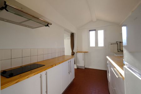 A louer - Appartement 2 pièces - Bastia Citadelle - Photo 2