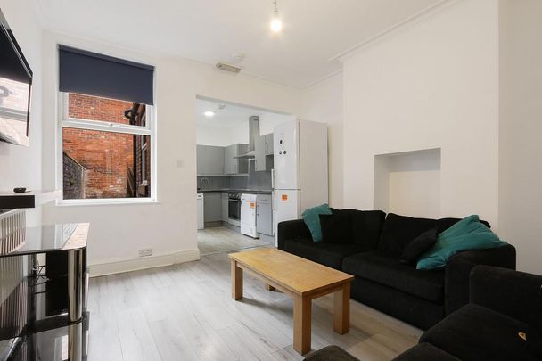 5 bedroom house share to rent - Photo 1