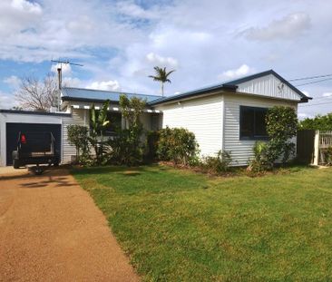 Affordable Three Bedroom Home! - Photo 3