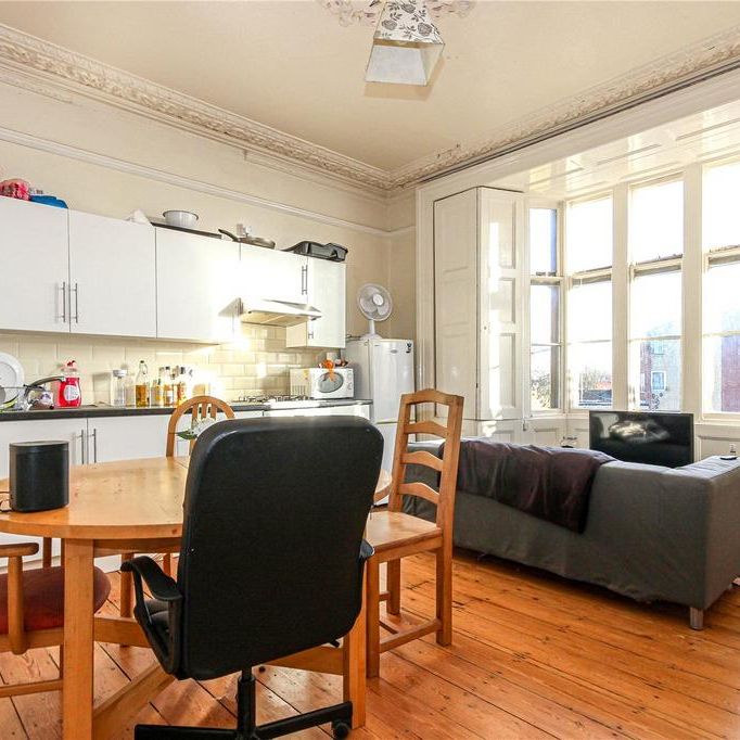 3 bedroom apartment to rent - Photo 1