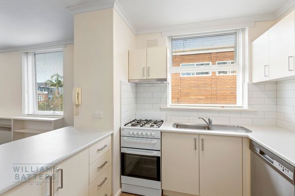 Right in the heart of South Yarra - Photo 1