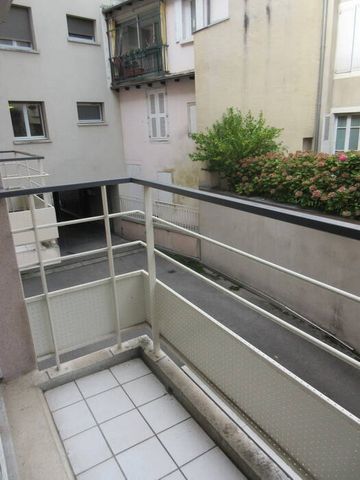 Location appartement t1 bis 2 pièces 35 m² à Rodez (12000) - Photo 2