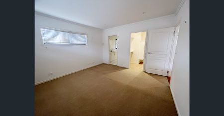 Modern 3-Bedroom Home in Central Ballina - Photo 3