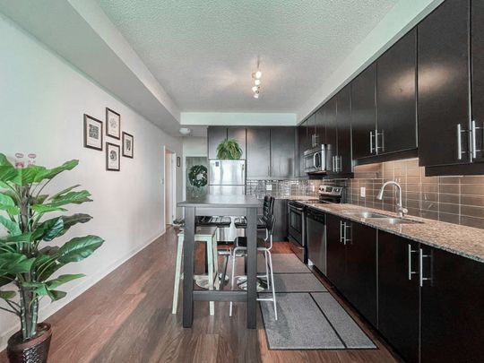 For Lease - 33 Bay Street Unit# 4509, Toronto, Ontario - Photo 1