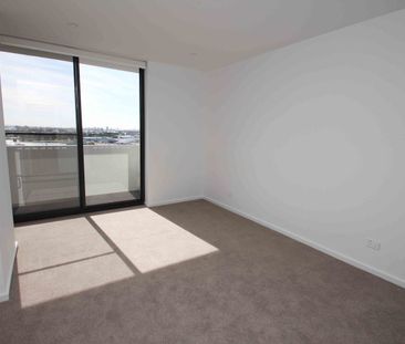 PLEASE DO NOT ATTEND THE PROPERTY BOOK YOUR ONLINE VIDEO TOUR – SEE... - Photo 5