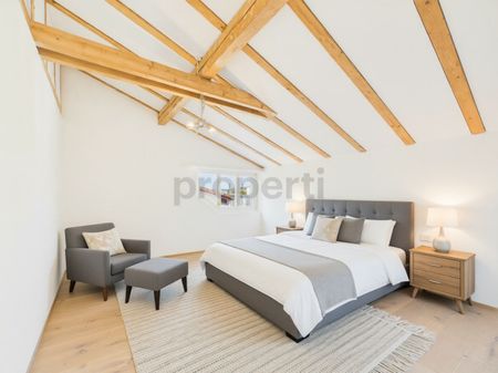 Modern 3.5-room penthouse apartment with garden seating area and lake view, Bäch SZ - Photo 5