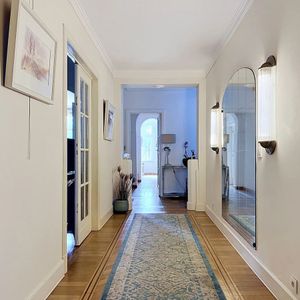 Appartement te huur in Elsene voor € 3.300 met 3 slaapkamers - foto 3