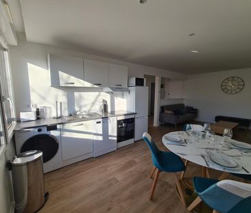 Location Appartement 5 pièces 89m² ANGERS 49000 - Photo 2